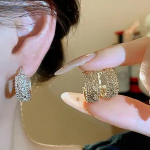 Minimalistische Hohl Rund Creolen Für Damen Kupfer Gold Silber Plattiert Schmuck Mit 925 Sterlingsilber Ohrstecker-Stift