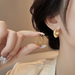 European American Minimalist Copper Hoop Earrings For Women Personalized Fashion Round Textured Gold Silver Geometric Circle Ear Buckle Jewelry