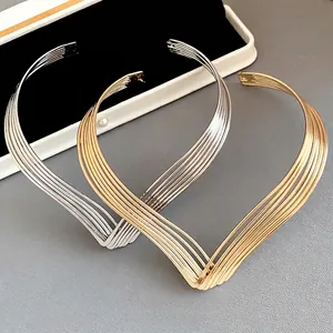Collana Girocollo in Metallo a Più Strati Irregolare Stile Europeo e Americano per Donna Gioielli Geometrici di Moda Catena da Collo Oro Argento