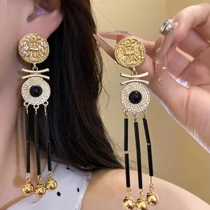 Vintage Alloy Artificial Pearl Portrait Relief Tassel Earrings Retro Gold Black Silver Earring Post Drop Earrings For Women
