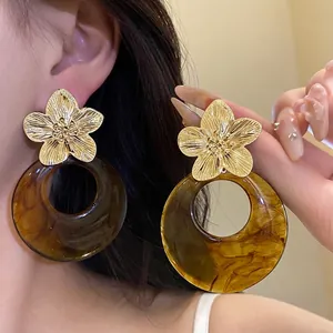 Vintage Metal Flower Resin Hoop Drop Earrings S925 Silver Post Geometric Round Amber Tortoise Shell Pendant Earrings Women