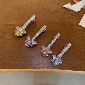 Barrettes à cheveux de luxe en zircon étincelant avec petits ours colorés en résine