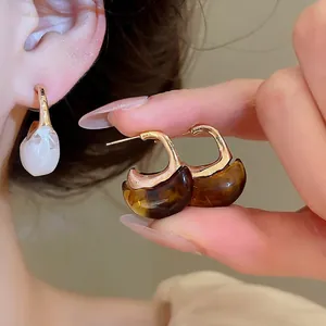 Retro Maillard Style Resin Geometric C-Shape Hoop Earrings With 925 Sterling Silver Post Gold Plated Marble Tortoise Studs