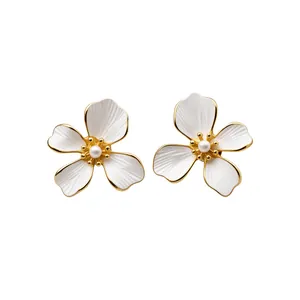 Elegant pearl flower earrings with 18k gold plating and white enamel ribbed petals