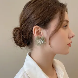 Charming large green mesh flower stud earrings with center pearl for summer sweet look