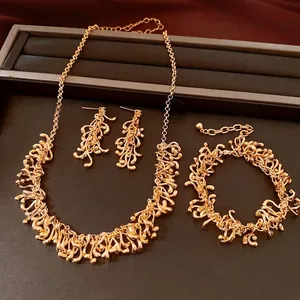 Parure Bijoux Frange Géométrique Irrégulière pour Femmes Cuivre Zirconia Or Argent Plaqué Chic Punk Collier Bracelet Boucles d'Oreilles Set