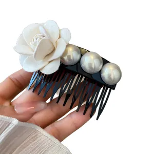 Elegant French style hair comb with white fabric flower and pearls hair accessory