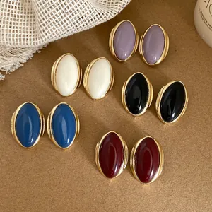 Vintage Hong Kong Style Oval Stud Earrings For Women Gold Plated Alloy Resin Inlay Minimalist French Elegant Ear Jewelry