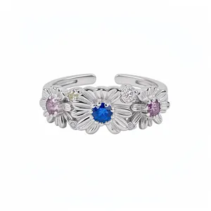 Elegant silver daisy flower ring with colorful cubic zirconia stones in Korean fashion