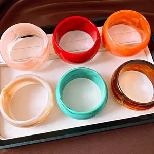 Wide Resin Bangle For Women Fashion Chunky Round Marbled Geometric Inked Pattern Lightweight Luxury Fashion Jewelry Accessory