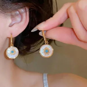French Retro 24K Gold Plated Shell Flower Huggie Hoop Earrings With 925 Sterling Silver Earring Post For Women Elegant Round Jewelry