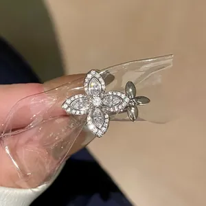 Zircon Star Flower Open Ring For Women Elegant Copper Gold Silver Plated Fashion Adjustable Finger Ring Jewelry Gift