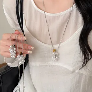 Korean Style Artificial Pearl Grape Cluster Pendant Necklace For Women Natural Stone Tiger Eye Adjustable Chain Fashion Jewelry