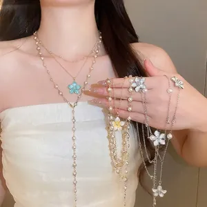 European Sweet Enamel Flower Layered Necklace Women Artificial Pearl Floral Pendant Clavicle Chain Jewelry Gift