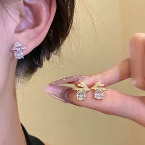 Exquisite zircon round stud earrings with silver needles in gold and silver finish