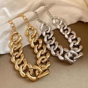 Retro chunky adjustable chain necklace in gold and silver tones for women