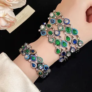 Elegante meerlaagse peer-vormige zirkoon armband met blauwe en groene steen