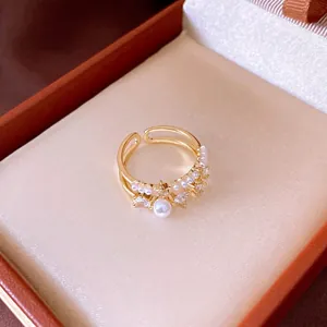 Vintage double-layer open ring with pearls and zircons in elegant gold finish