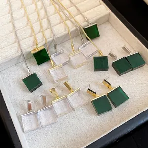 Vintage Royal Alloy Resin Square Pendant Necklace Earrings Luxury Elegant Snake Bone Chain For Women Jewelry Necklaces