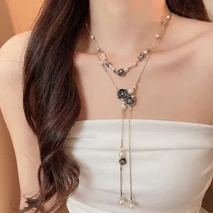 Vintage Distressed Rose Flower Pendant Layered Necklace With Artificial Pearl Tassel Alloy Rhinestone Stacked Choker Jewelry For Women