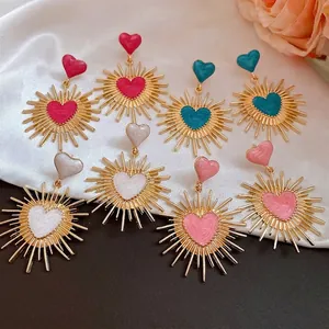 Boucles d'oreilles vintage cœur soleil en or avec émail coloré goutte d'huile élégant