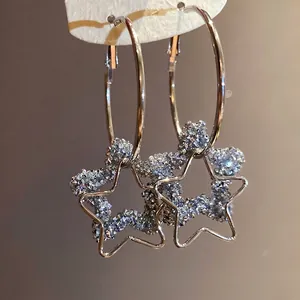 Sparkling silver resin star pendant hoop earrings for women, chic fashion jewelry