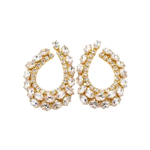 Boucles d'oreilles clous géométriques dorées vintage avec zircons clairs étincelants