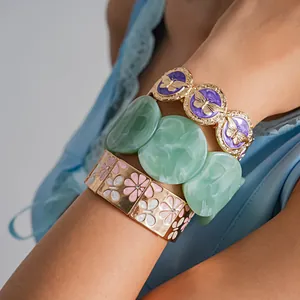 Vintage Alloy Oil Drip Butterfly Flower Elastic Bracelet For Women Geometric Rhinestone Retro Fashion Hand Jewelry