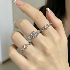 Anello Aperto in Rame Minimalista per Donna Placcato Argento Cerchio Geometrico Strass Resina Intarsiato Anello Regolabile Gioielli di Moda Regalo