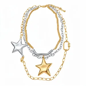 Elegante collana multi-strato con stelle oro e argento e catena spessa retro per donna