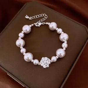 Elegant vintage pearl bracelet with zircon flower charm for women's jewelry gift