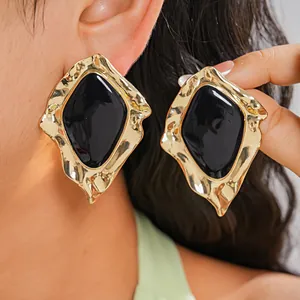 Vintage Unregelmäßige Geometrische Vergoldete Tropföl Ohrstecker Für Damen Retro Schwarz Gold Legierung Statement Ohrringe Schmuck