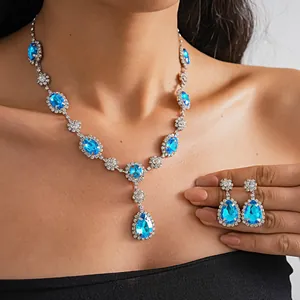 Vintage Palace Style Copper Rhinestone Waterdrop Oval Necklace And Earrings Jewelry Set For Women Banquet Wedding Party Jewelry
