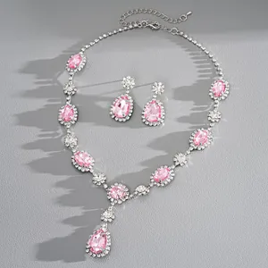 Elegant pink rhinestone necklace and water drop earring set in retro court style design