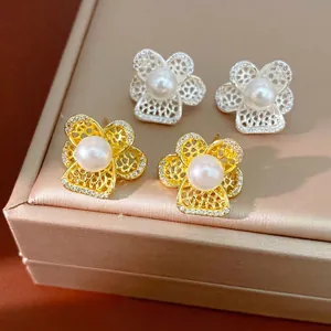 Elegante Hohle Blume Ohrstecker Mit 925 Sterlingsilber Ohrstecker-Stift Kupfer Zirkonia Künstliche Perle Ohrringe Für Damen Schmuck