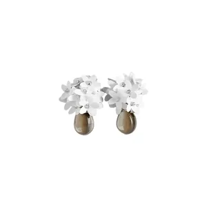 Elegant white flower stud earrings featuring smoky gray resin teardrop pendants.