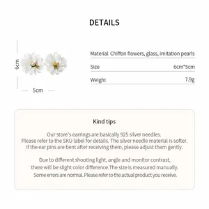 Detail specs for chiffon flower pearl earrings, showing 6x5cm size and material info.
