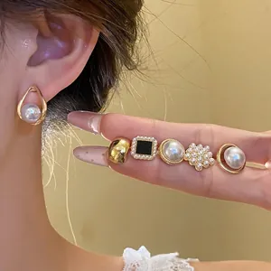 Vintage Palace Style Artificial Pearl Cat's Eye Stone Earrings With Silver Earring Post Gold Tone Women Luxury Jewelry
