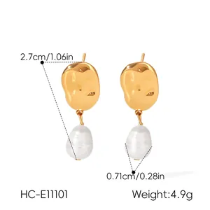 Detailed view of hammered gold baroque pearl earrings showing exact dimensions and weight