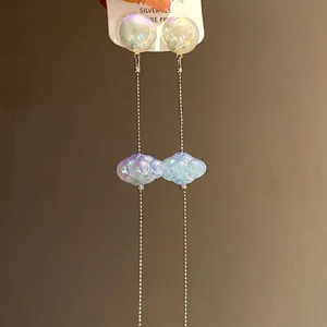 Orecchini a pendente con nuvola cangiante e ago in argento S925 per donna eleganti