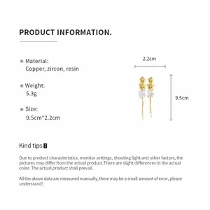 Spécifications des boucles d'oreilles fleurs en résine et pompons avec dimensions et le poids.