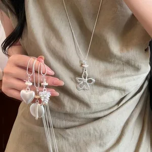 Collana con Pendente a Cuore Fiore Traforato Stile Coreano Catena in Lega di Rame Placcato Argento Gioielli da Donna