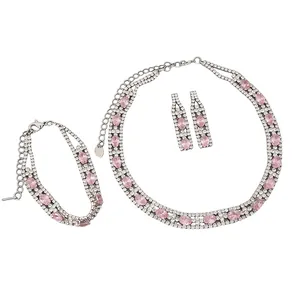 Set di gioielli vintage con pietre ovali rosa e strass inclusi collana e orecchini