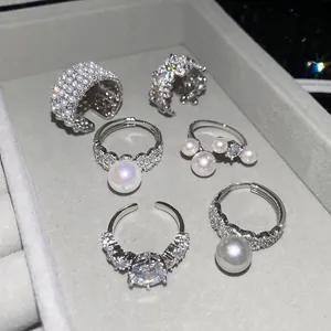 French Retro Court Style Zirconia Flower Artificial Pearl Open Ring For Women Copper Silver Plated Adjustable Finger Ring Jewelry
