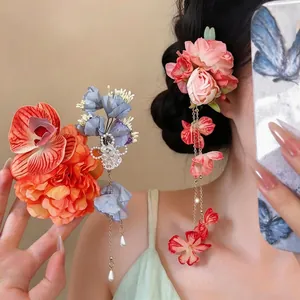 Fermaglio per Capelli con Fiori in Tessuto Fatto a Mano Elegante Clip a Becco d'Anatra Accessorio per Capelli Floreale con Nappa e Perla Artificiale per Donna