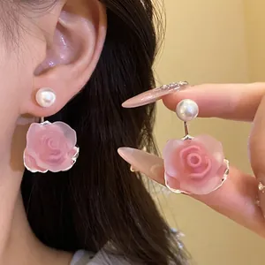 Damen Süß Wald Stil Harz Rose Blume Künstliche Perle Ohrstecker Mit Silber Ohrringpfosten Rosa Weiß Blumenschmuck