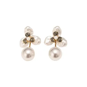 Elegant 18K gold plated flower pearl stud earrings with vintage floral design