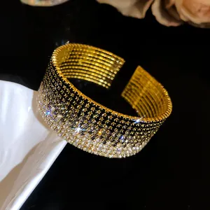 Exquisite multi-layer elastic cuff bracelet with sparkling gradient rhinestones design