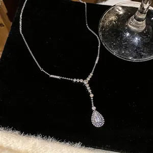Elegant zircon teardrop pendant necklace in high-quality silver finish for women