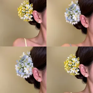 Handmade Fabric Small Floral Cluster Hair Clip For Women Vacation Style Alligator Clip For Beach Party Refreshing Flower Hair Accessories